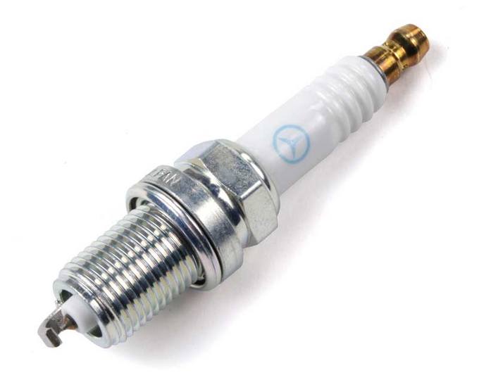 Spark plug maintenance